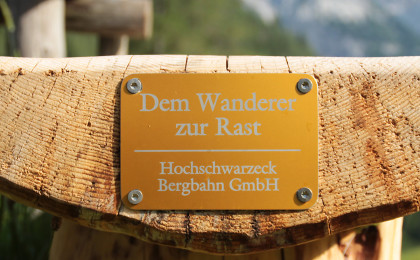 Hochschwarzeck Bergbahn spendiert dem Nationalpark eine Bank