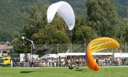 Landung der Paraglider