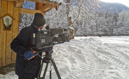 Das Bayerische Fernsehen an der Wildfütterung bei Bartholomä © BR Lorentschk