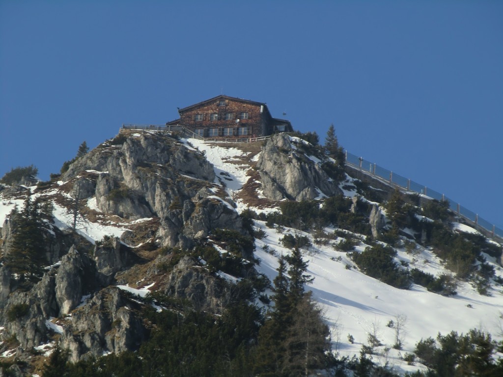 Blick zur Jenner-Bergstation
