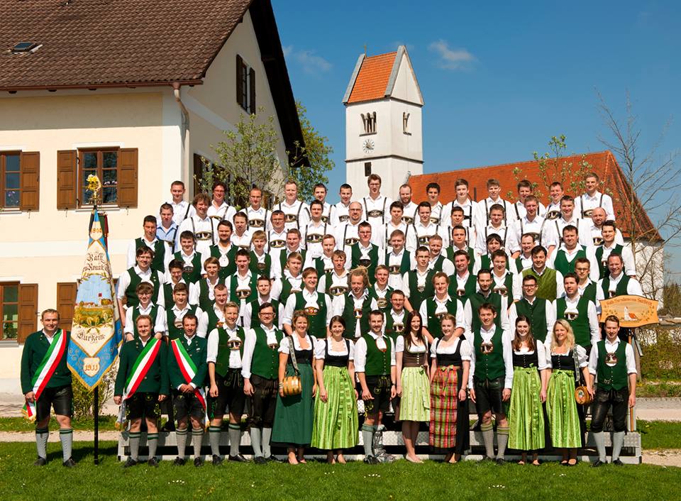 Gruppenfoto Burschenverein Surheim