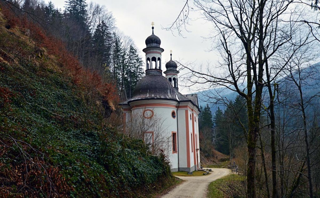 Im Wald versteckt: Die Wallfahrtskirche Maria Kunterweg