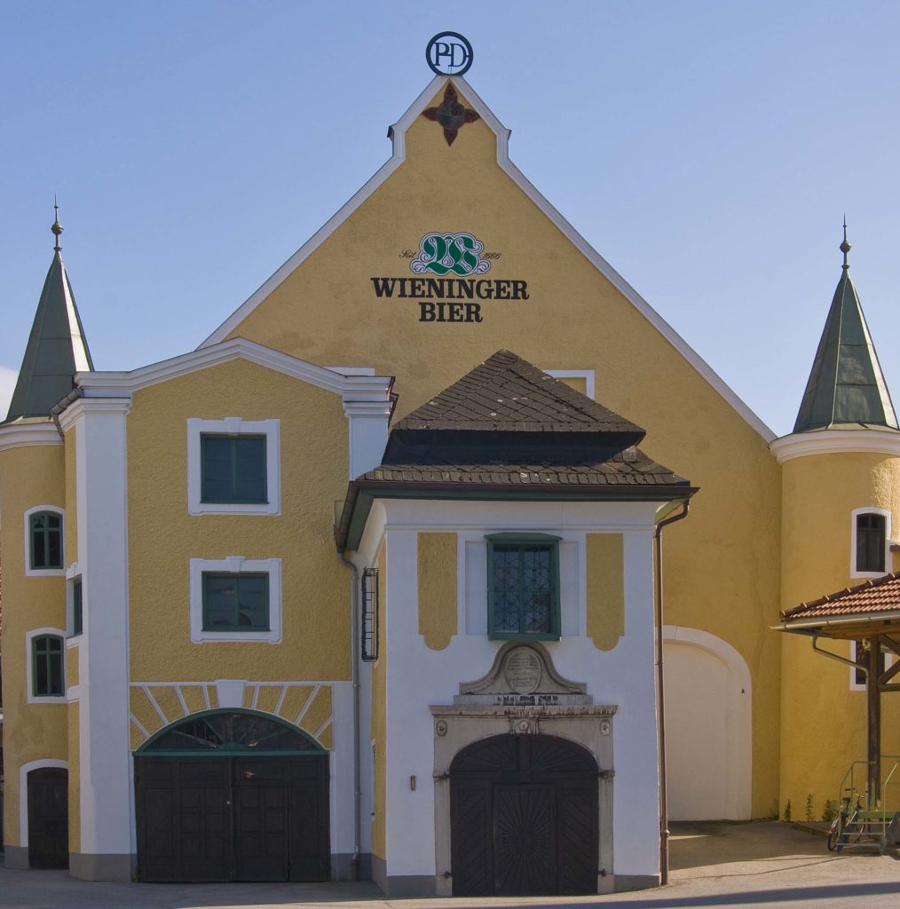 die Gebäude der Brauerei Wieninger in Teisendorf, Teisendorf liegt im Landkreis Berchtesgadener Land, Oberbayern, Deutschland
