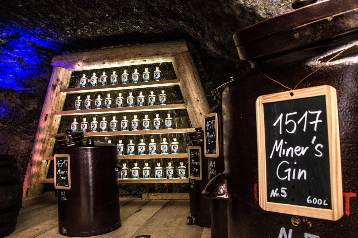 Gin in der alpinen Salzlagerstätte im Salzbergwerk Berchtesgaden