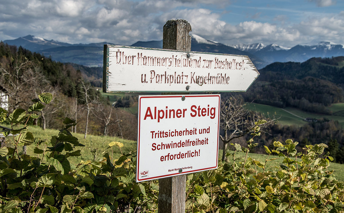 Alpiner Steig über Hammerstielwand
