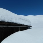 Kaser auf Kallbrunnalm im Schnee
