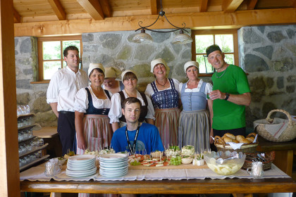 Beim Mauthäusl in Weißbach gibts selbstgebackenes Brot für die Wanderer