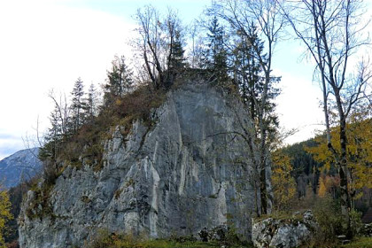 Der Priesterstein in Oberau