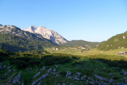 Blick von der Traunsteiner Hütte auf das Plateau der Reiteralm