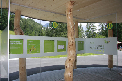 Infopavillon am Hirschbichl-Pass im Klausbachtal