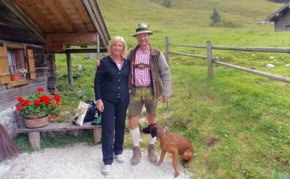 Zu Besuch im Bergsteigerdorf Ramsau: Umweltministerin Ulrike Scharf auf der Bindalm