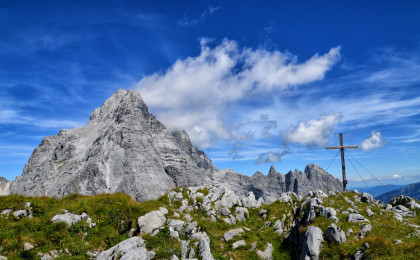 Das Gipfelkruez auf dem Hirschwieskopf 2.114 m