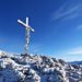 eingefrorenes Gipfelkreuz © Ann-Kathrin Helbig