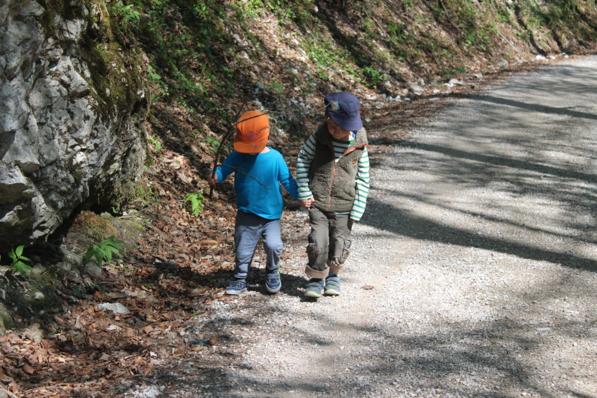 Unterwegs mit Kindern: Wanderung zum Kugelbachbauer