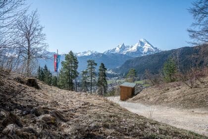 Hofbrauhaus Berchtesgaden Fahne an der Kastensteinerwand-Alm