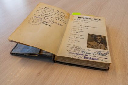 Das Bergführer-Buch von Hellmut Schuster, begonnen am 29. Dezember 1931. Die Einträge gehen bis August 1959.